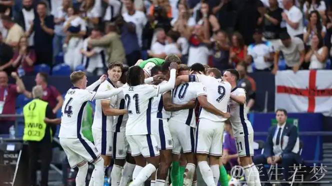 前曼联和英格兰中场林加德在首尔足球俱乐部告别中进球 前曼联和英格兰中场林加德在首尔足球俱乐部告别中进球